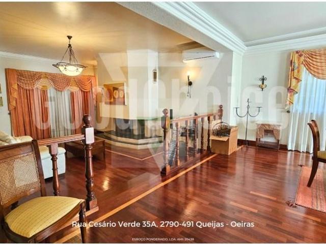Casaa 4 quarto, Odivelas Odivelas DLS99514686