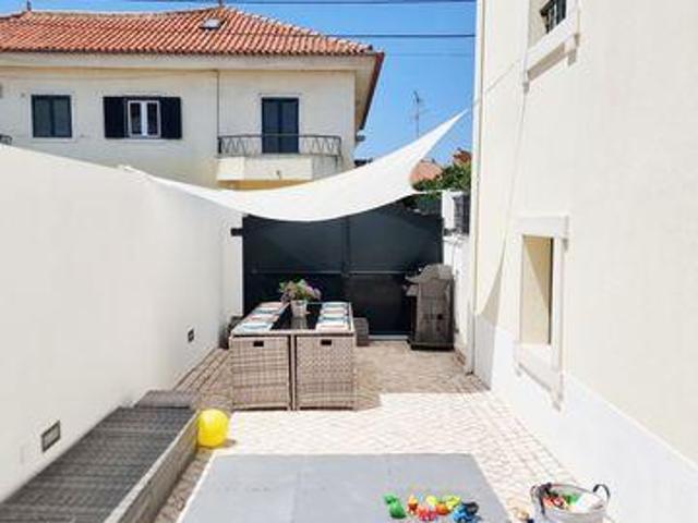 Casaa 4 quarto, Oeiras Lisboa 2780 DLS89891166