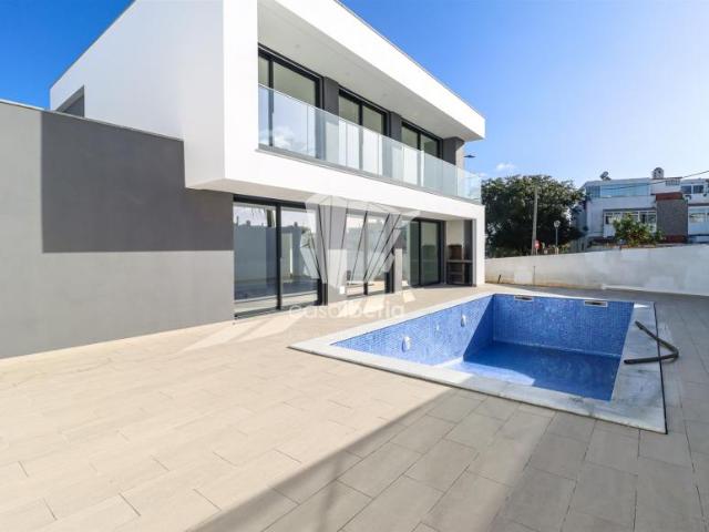 Casaa 4 quarto, Parchal Lagoa Algarve 8400 DLS85154375