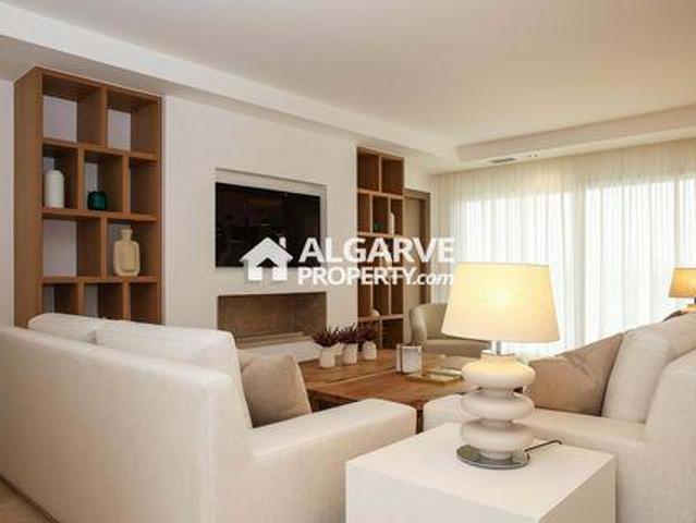 Casaa 5 quarto, Faro Faro DS92280024