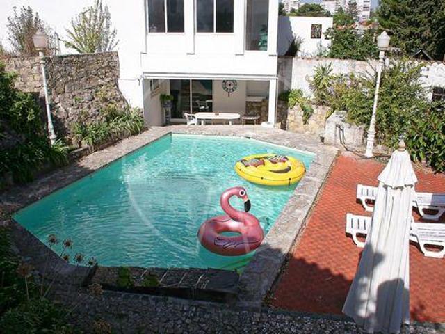 Casaa 6 quarto, Oeiras Lisboa DLS102722028