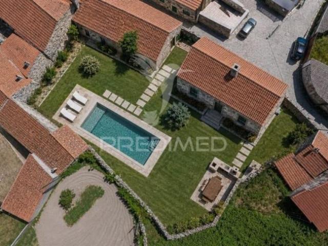 Casaa 9 quarto, Almeida Guarda DS102914119