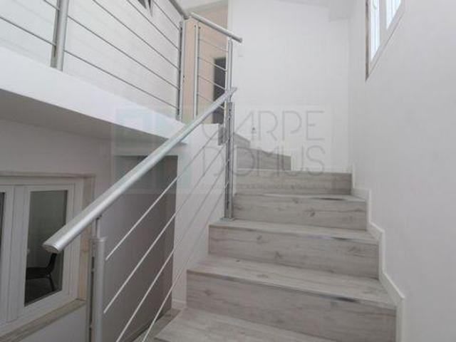 Casaa 9 quarto, Lisboa Lisboa DS99985154