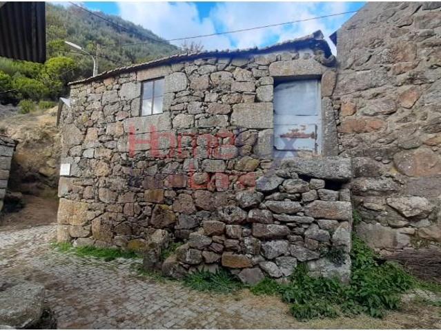 Casaa 1 quarto, Castro Daire Castro Daire DLS100963202