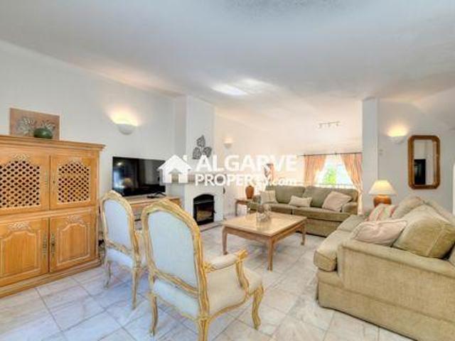 Casaa 2 quarto, Vale do Lobo Viseu DLS95506371
