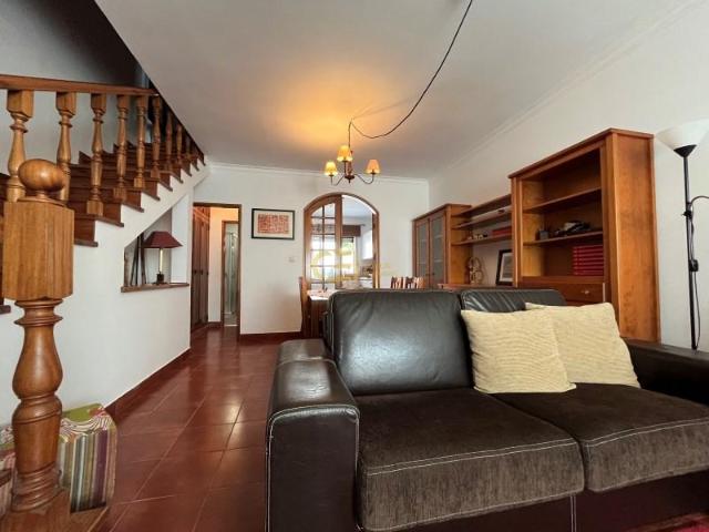Casaa 2 quarto, Almeirim Almeirim DLS96062234