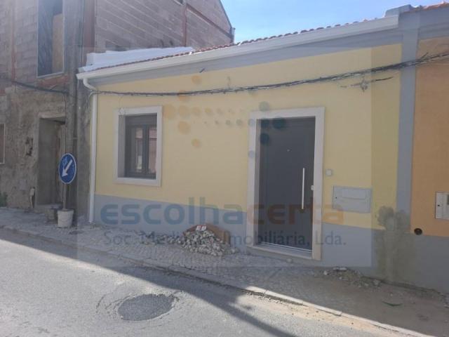 Casaa 2 quarto, Barreiro Barreiro 2830 079 DLS102441483