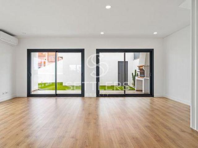 Casaa 2 quarto, Oeiras Lisboa DS99314805