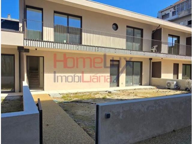 Casaa 2 quarto, Porto Porto DLS102788901