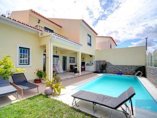 Casaa 3 quarto, Torres Vedras Lisboa 2560 046 DS102341742