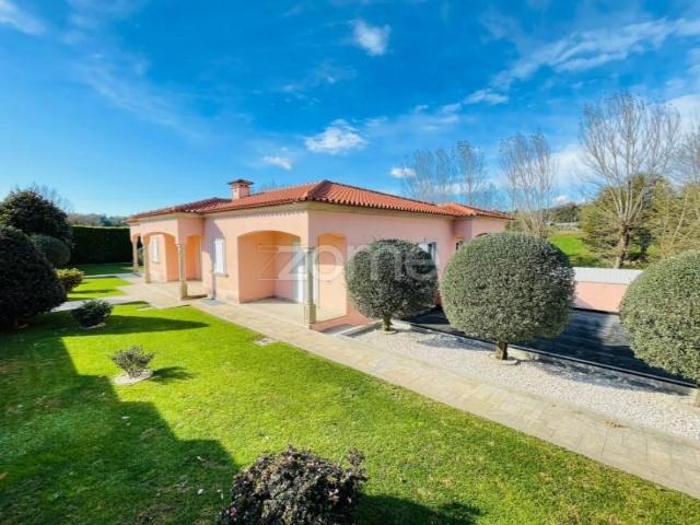 Casaa 3 quarto, Vila Nova de Famalicão Vila Nova de Famalicão DS97340649