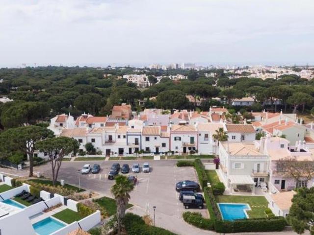 Casaa 3 quarto, Vilamoura Algarve DLS84018613