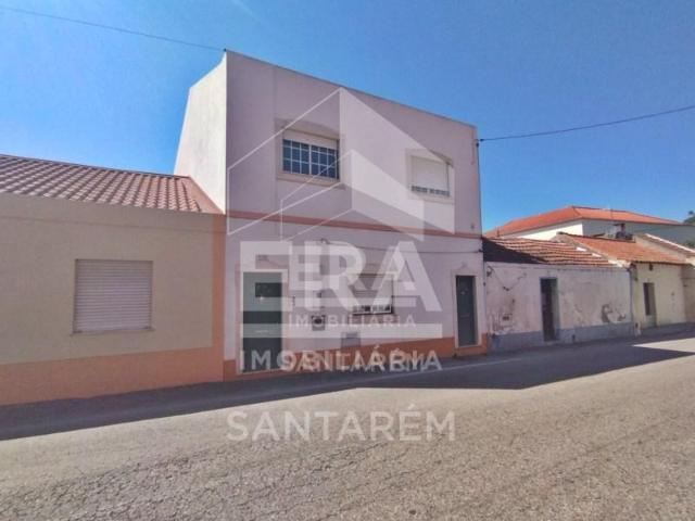 Casaa 3 quarto, Almeirim Almeirim DLS98295448