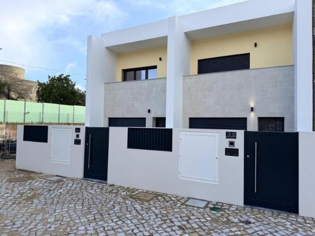 Casaa 3 quarto, Barreiro Barreiro DLS97938660