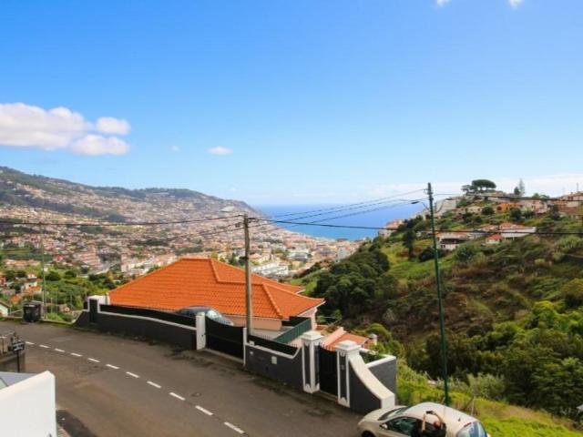 Casaa 3 quarto, Funchal Funchal 9020 117 DLS95979340