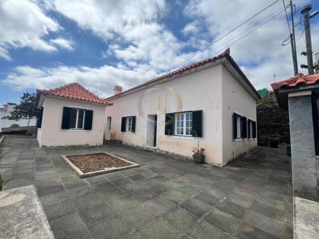 Casaa 3 quarto, Funchal Funchal DS101309487
