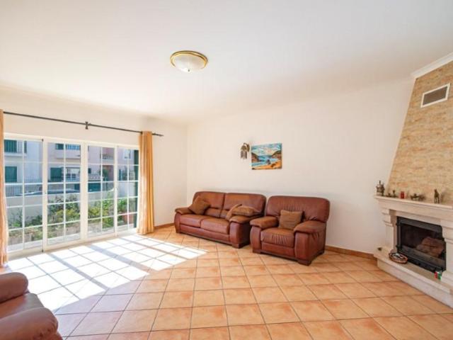 Casaa 3 quarto, Lagos Lagos DLS97119212