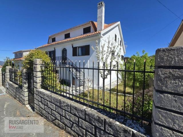 Casaa 3 quarto, São João da Pesqueira São João da Pesqueira DLS101114666