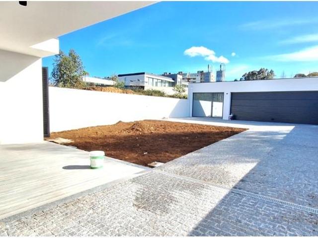 Casaa 3 quarto, Santa Maria da Feira Santa Maria da Feira DLS95845845