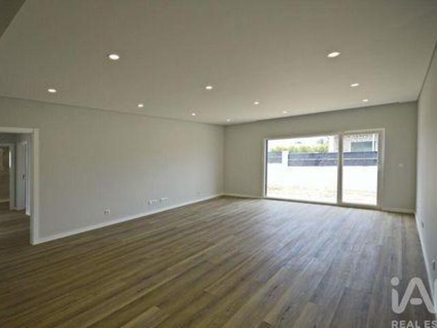 Casaa 3 quarto, Seixal Setubal DLS92228792