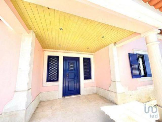 Casaa Almeirim Santarém 2080 001 DLS85393189