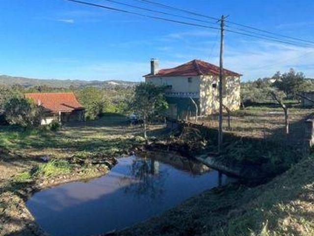 Casaa Moimenta da Beira Viseu 3620 090 DS83349149