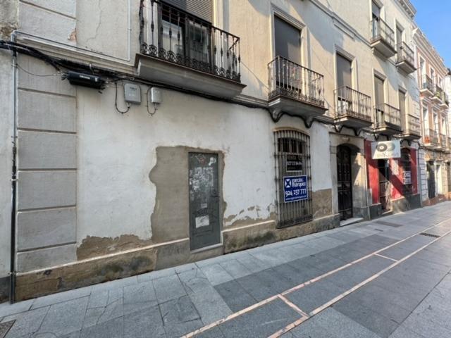 CASABANCO VENDE LOCAL COMERCIAL EN BADAJOZ