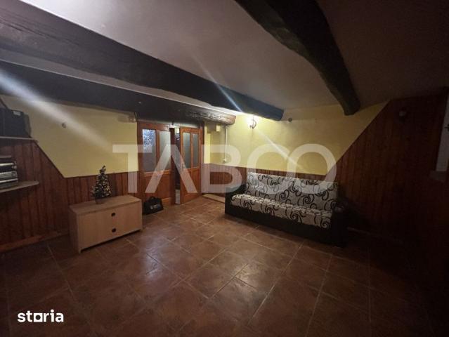 Casai deala pentru muncitori de inchiriat 5 camere + curte