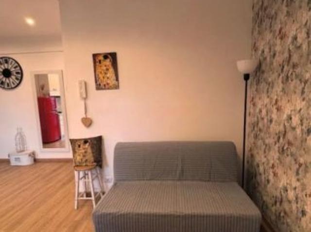 CASAL BRUCIATO BILOCALE CON BALCONE