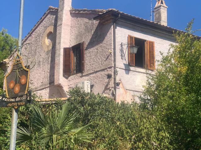 Casale Colonico Rustico in vendita a Ripatransone, San Savino