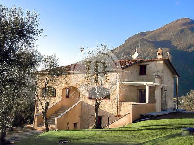 Esclusivo casale di 380 mq in vendita Camaiore, Toscana