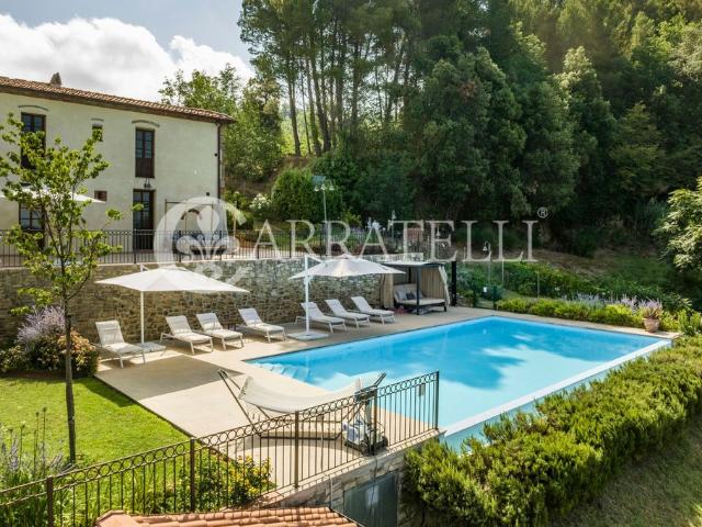 Casale di 500 mq in vendita Palaia, Italia