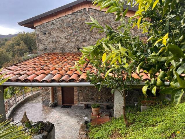 Casale in in affitto da privato a Montagnareale contrada Bonavita, 104, da privato, luminoso TrovaCasa
