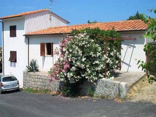 Casale in in affitto da privato a Marciana via del Ficaccio, giardino, da privato, caminetto TrovaCasa