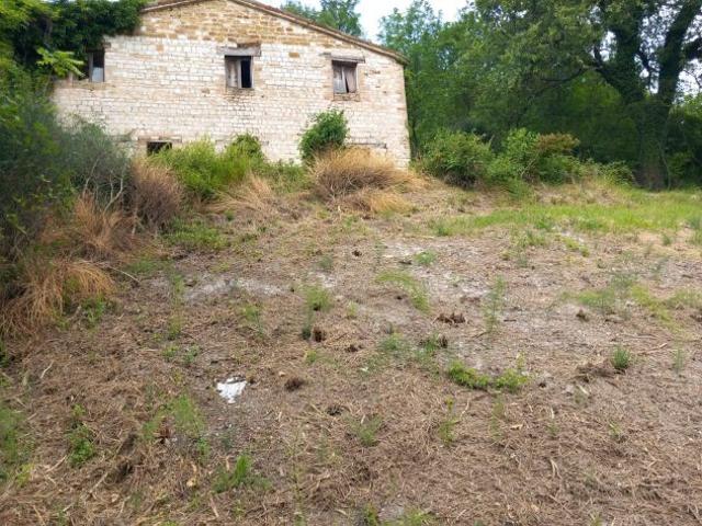 CASALE IN PIETRA A VISTA CON TERRENO
