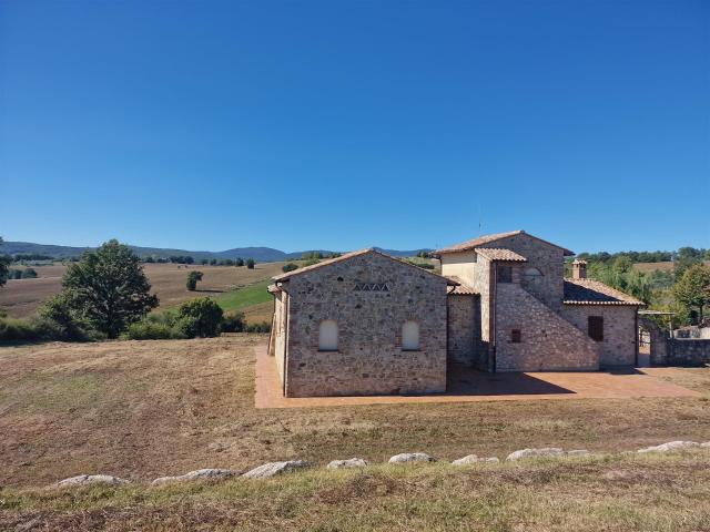 Casale In Pietra Panoramico 150m² Avigliano Umbro