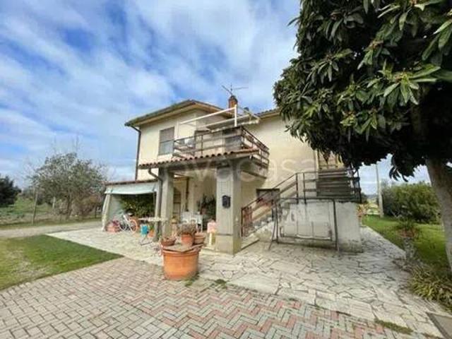 Casale in vendita a Magliano in Toscana