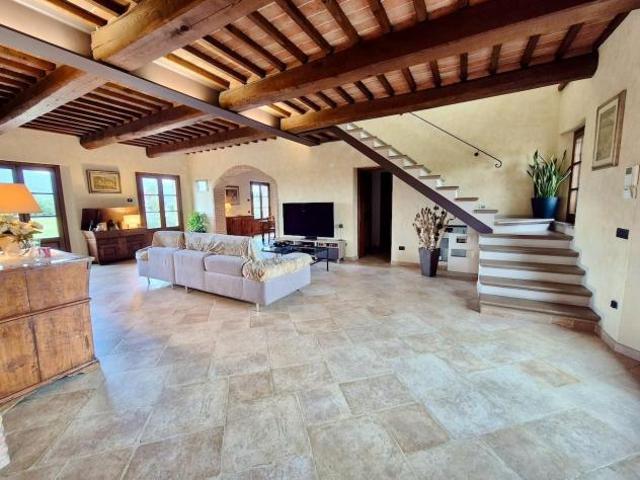Casale in vendita a Navacchio Cascina 500 mq Rif: 1393202