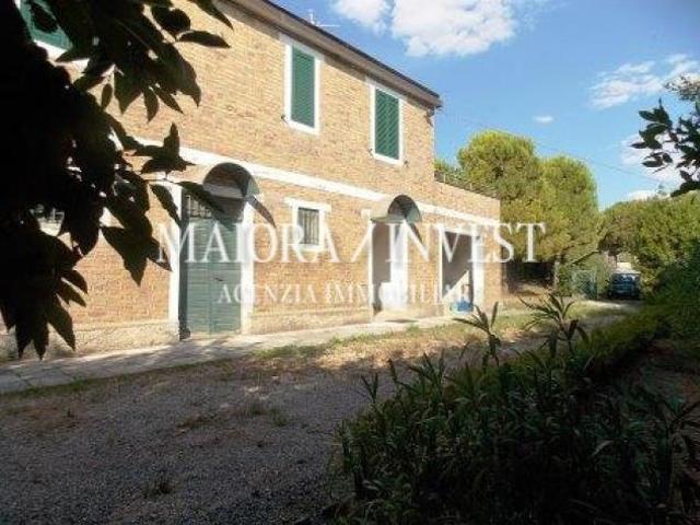 Casale in vendita a Offida