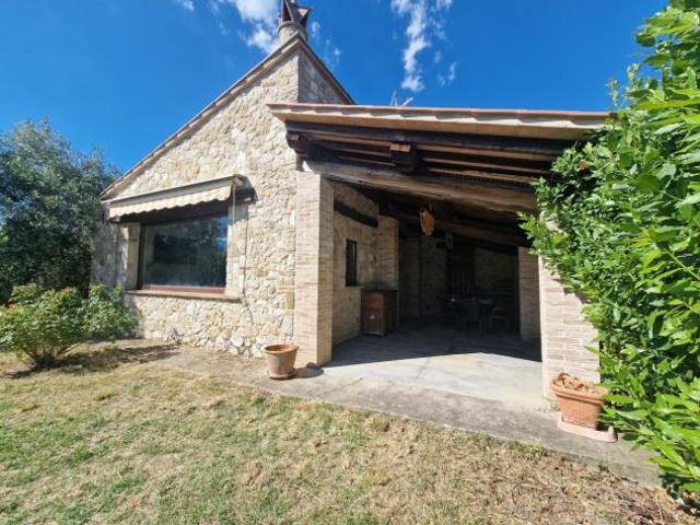 Casale in vendita a Amelia