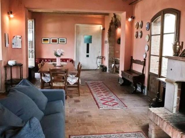 Casale in vendita a Buonconvento