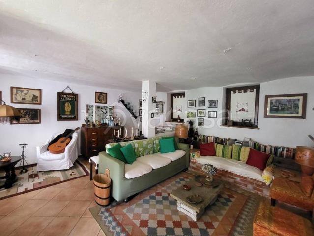 Casale in vendita a Bagnolo Piemonte