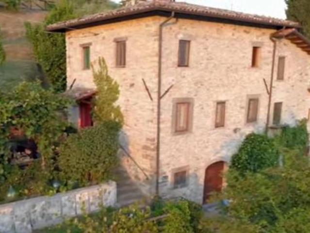 Casale in vendita a Barga 130 mq Rif: 1422920