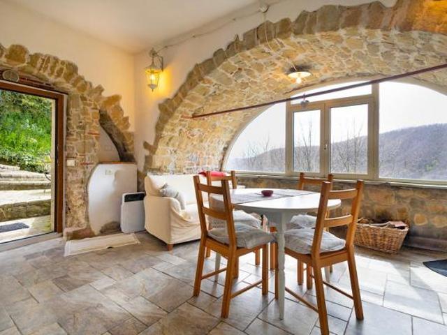 Casale in vendita a Boveglio Villa Basilica 550 mq Rif: 1399842