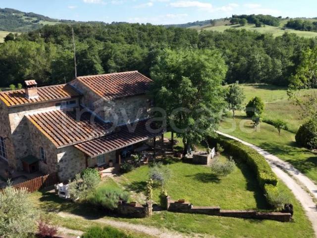Casale in vendita a Casole d'Elsa