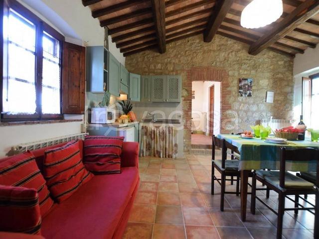 Casale in vendita a Casole d'Elsa strada degli Etruschi