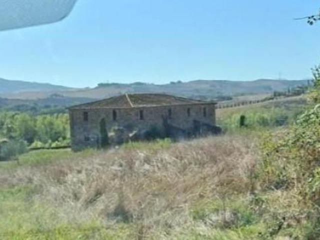 Casale in vendita a Capannoli 250 mq Rif: 1346393