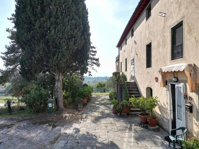 Casale in vendita a Capannori