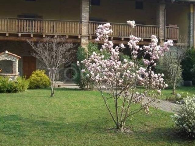 Casale in vendita a Capriolo