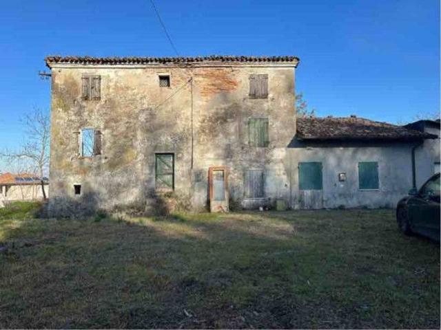 Casale in vendita a Cesena